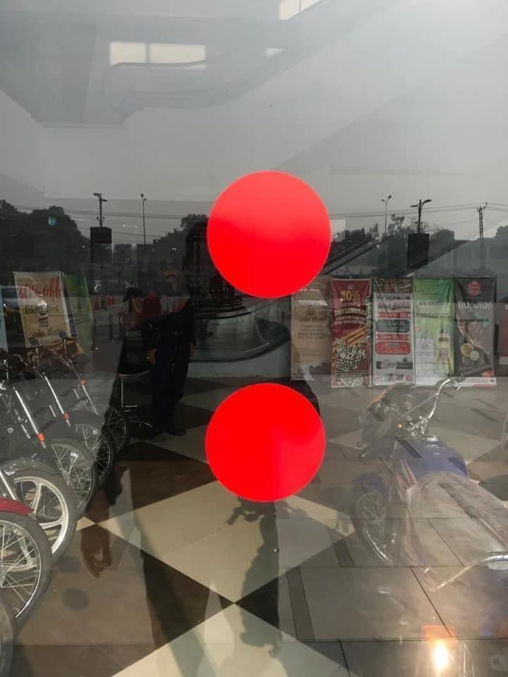 Red Circle sign (For Glass Doors)
